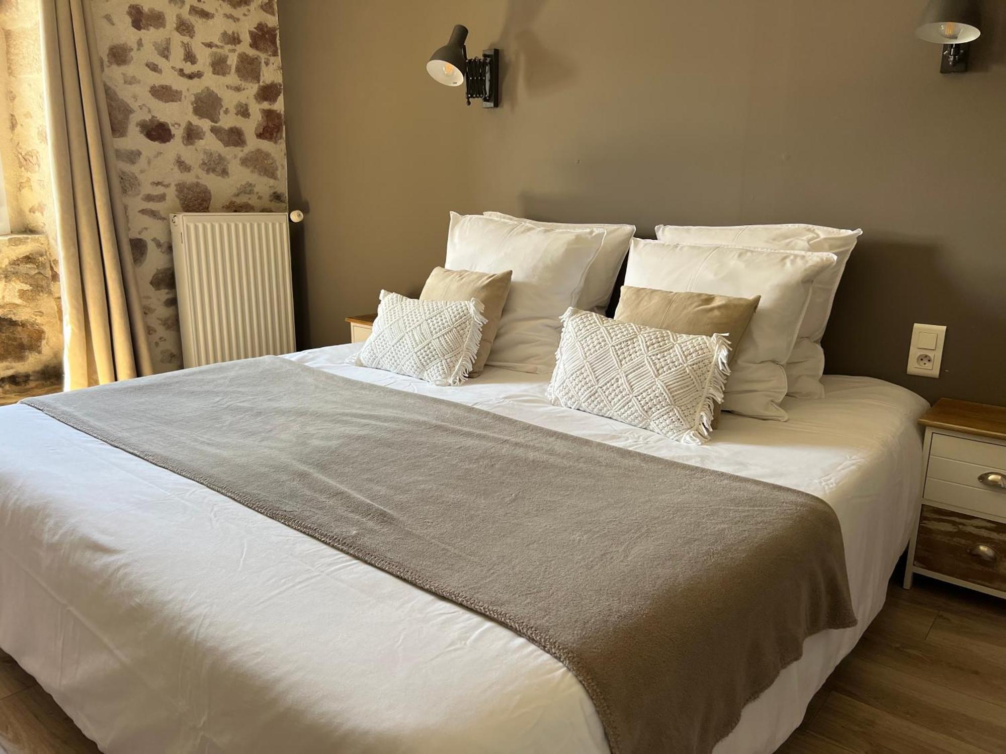 La Milliere - Piscine & Campagne - Cathelineau & Lescure Bed & Breakfast Le Poiré-sur-Vie Екстериор снимка