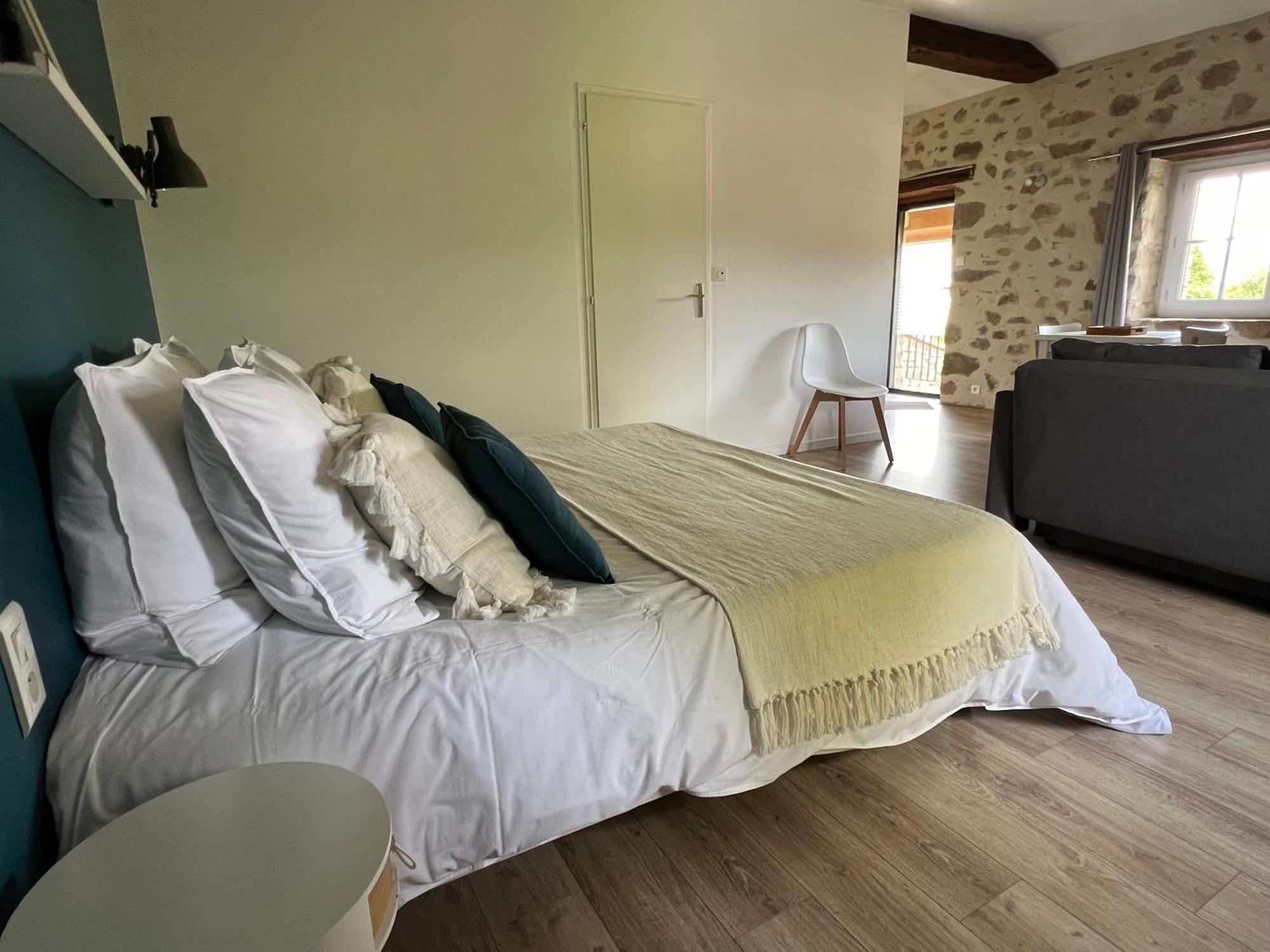 La Milliere - Piscine & Campagne - Cathelineau & Lescure Bed & Breakfast Le Poiré-sur-Vie Екстериор снимка