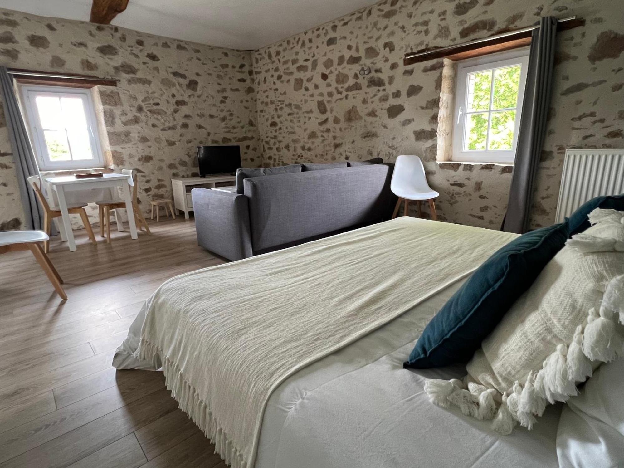 La Milliere - Piscine & Campagne - Cathelineau & Lescure Bed & Breakfast Le Poiré-sur-Vie Екстериор снимка