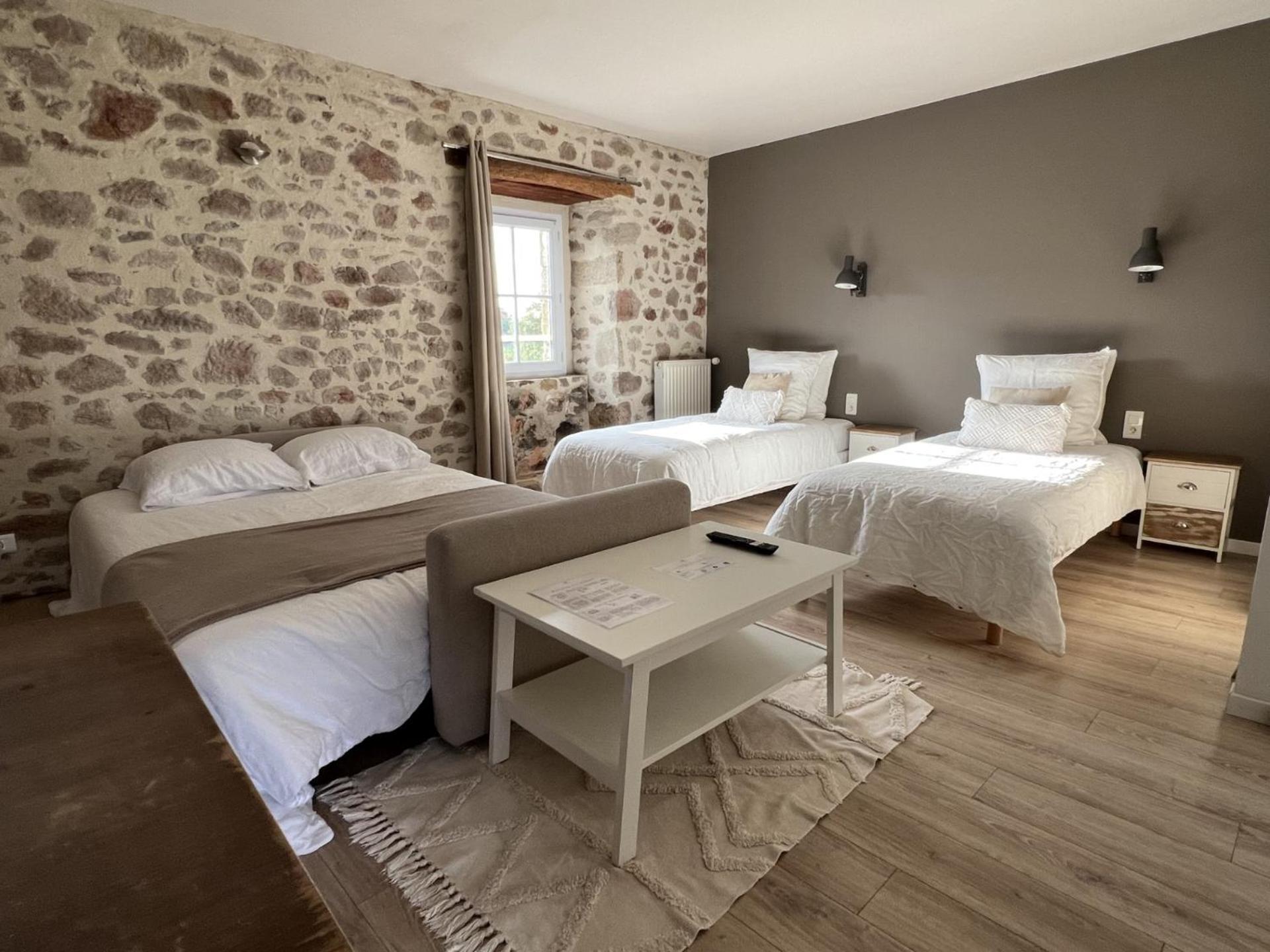 La Milliere - Piscine & Campagne - Cathelineau & Lescure Bed & Breakfast Le Poiré-sur-Vie Екстериор снимка